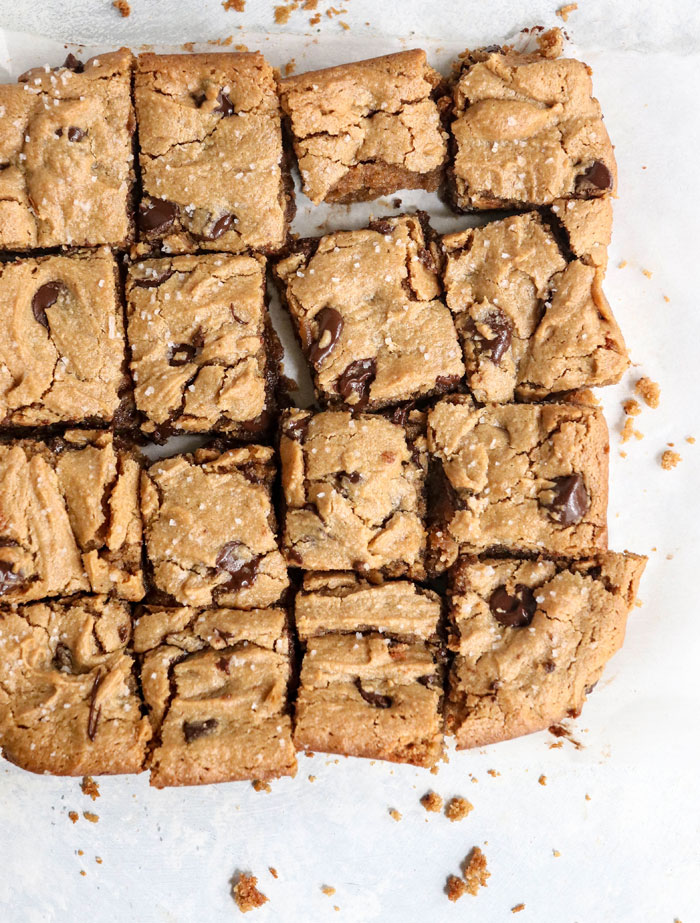 peanut butter blondie